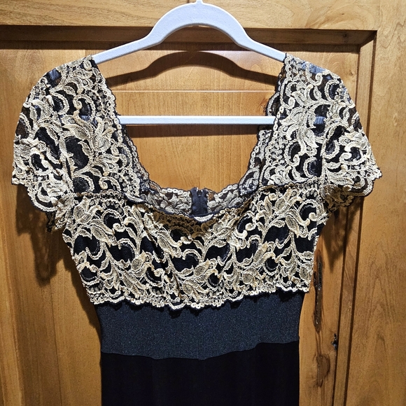 Elegant Black Lace Top Jumpsuit with Wide Long Flowy Legs - Picture 1 of 7